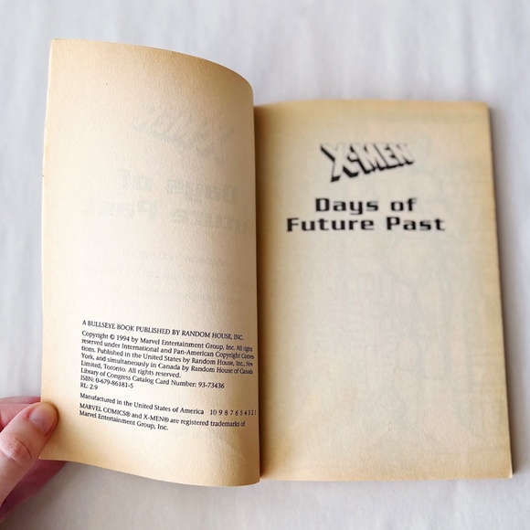 X-MEN Days of Future Past Paperback - Picture 3 of 4
